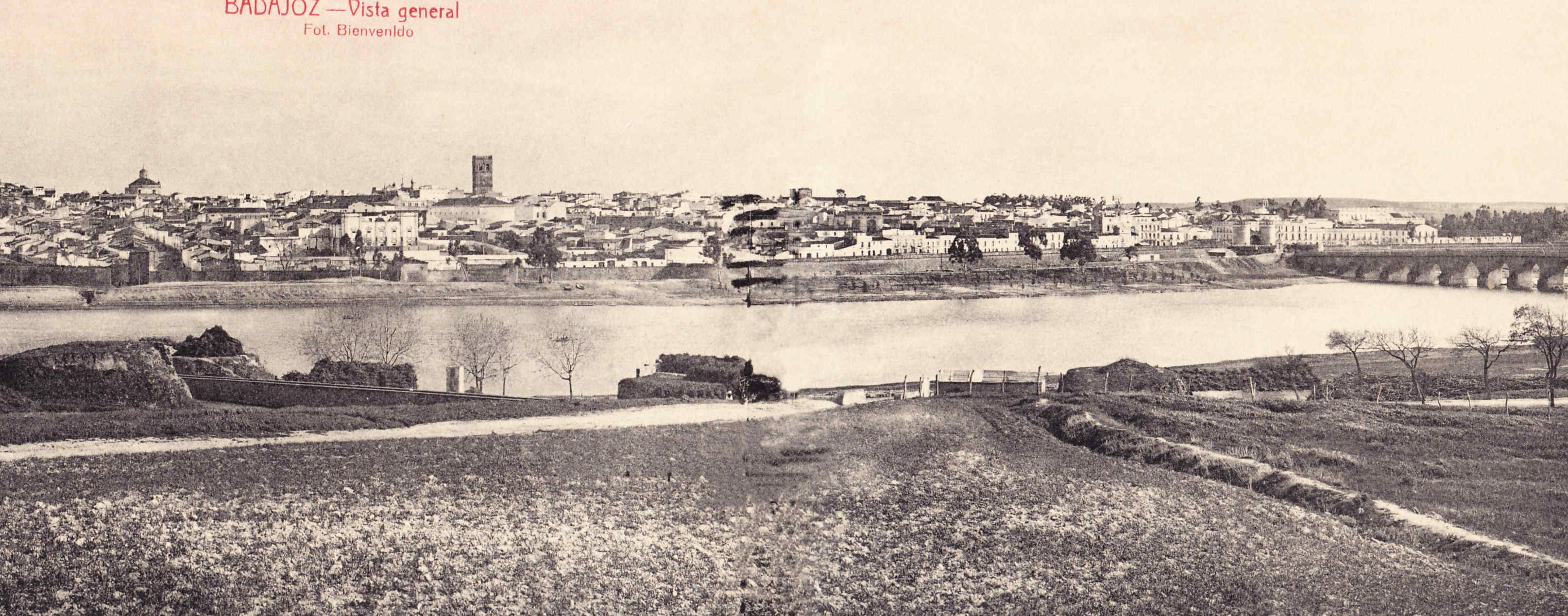 Badajoz Sus murallas a principios del siglo XX