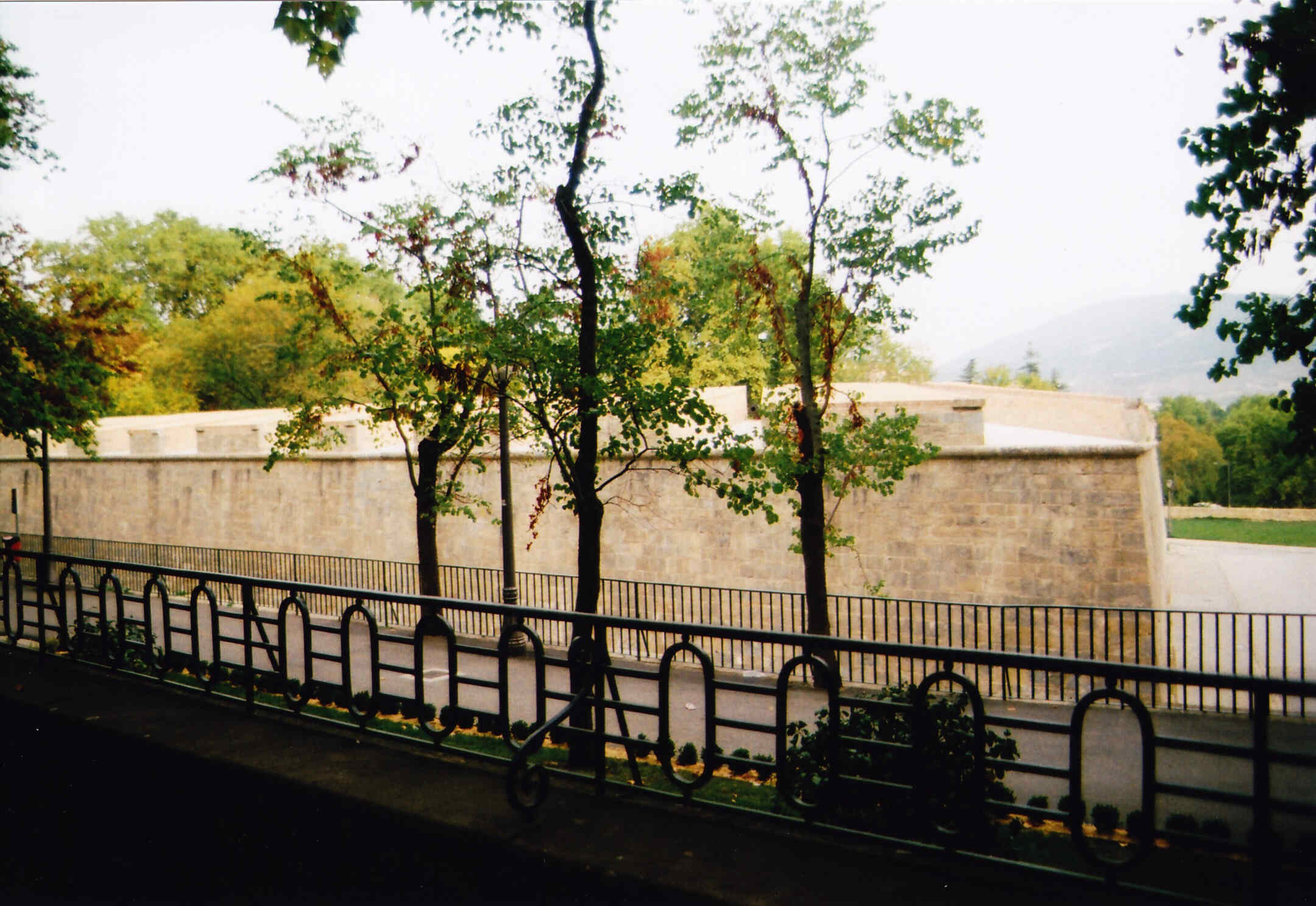 Paseo por las murallas de Pamplona San Bartolomé